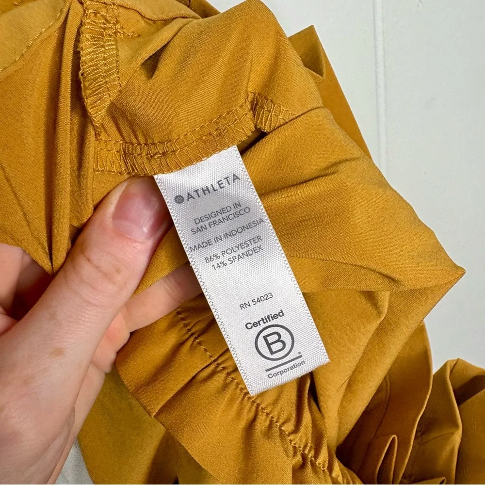 Athleta Skyline Short II Yellow Gold Athletic Athleisure Running Women’s Size 8 - Picture 7 of 8